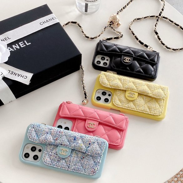 大人気 CHANEL / シャネル ケース iPhone 16/16 Pro/16 Pro Max/15/15 Pro/15 Pro Max/14/14 Plus/14 Pro/14 Pro Max/13/13 Pro/13 Pro max/12/11/XS/8/7 plus ケース ファッション