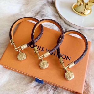 LOUIS VUITTON / ルイヴィトン ブレスレット 個性設計 お洒落 人気潮流 芸能人愛用 プレゼント勧め 海外通販 送料無料[#bracelet04144]