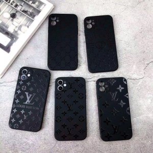 贅沢 ブランド 黒元素 ★ ルイヴィトン / Louis Vuitton iPhone 16/16 Pro/16 Pro Max/15/15 Pro/15 Pro Max/14/14 Plus/14 Pro/14 Pro Max/13/12/11/XS/8/7/6 ケース 芸能人愛用 人気おすすめ[#lv103012]